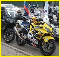 Honda CBR 600F4i - Nastro Azzuro фото мотоцикл